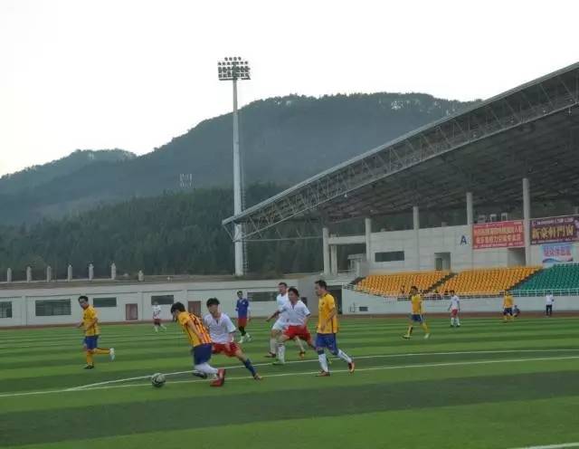 迎新春乒乓球友谊赛,迎新春足球比赛