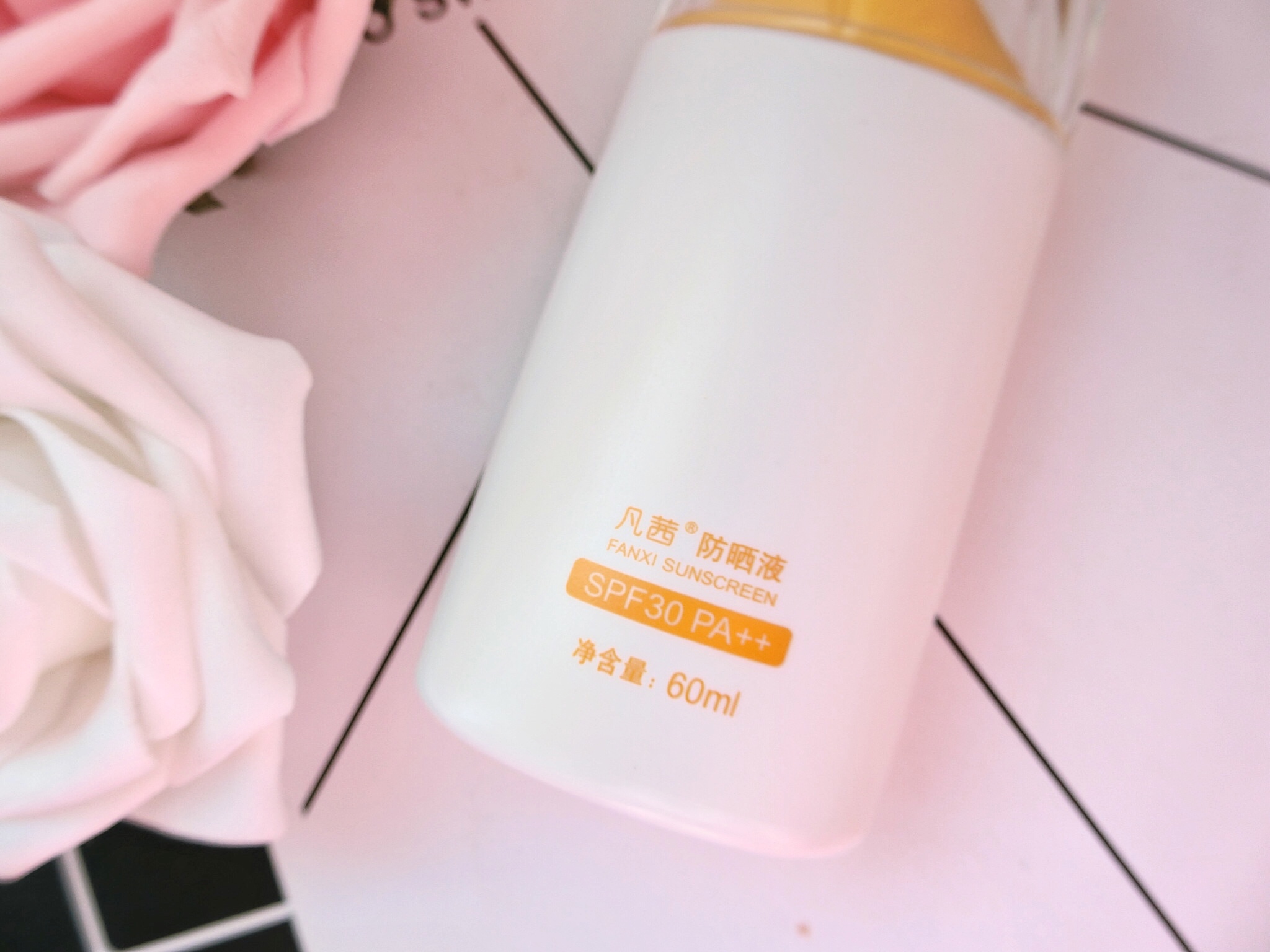 凡茜防晒喷雾,凡茜防晒薇娅