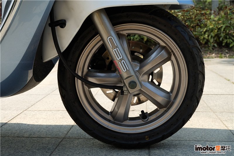 测评三阳FiddleIII高性能水冷125