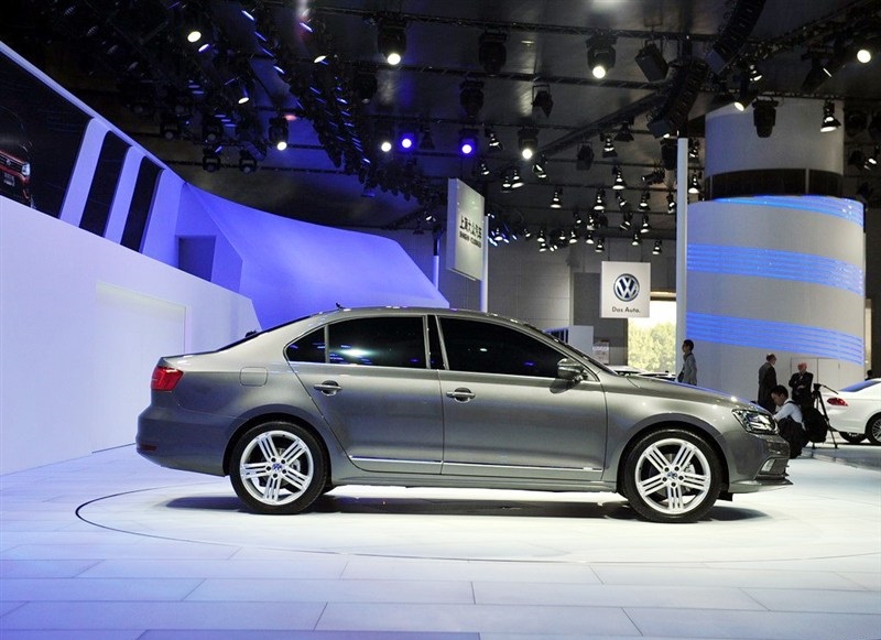 你知道如何选购适合的汽车机油吗,你知道怎么选吗