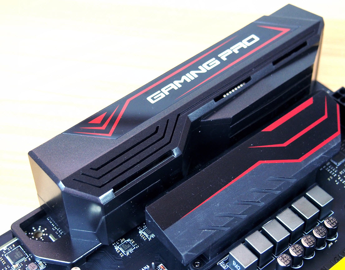 诚心求教，按这套硬件的配置实体店买得多少钱？