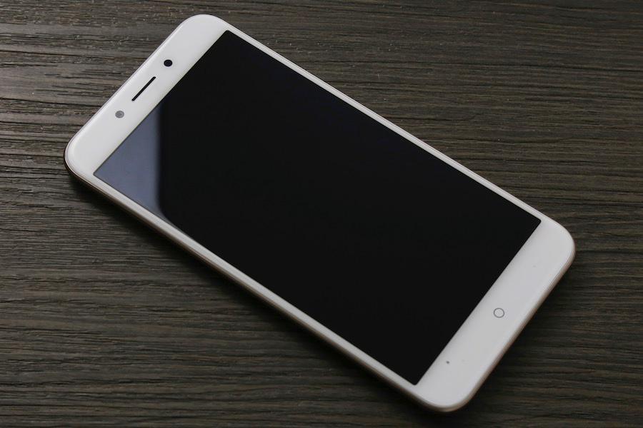 4000mAh+6GB运存!仅售1399的360手机N5评测