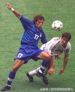 两届世界杯踢丢点球巴乔扼腕痛惜,98年世界杯法国vs意大利点球大战