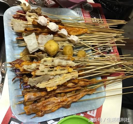 哈尔滨地铁哪一站有美食,哈尔滨地铁1号线小吃街