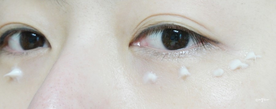 ahc第五代眼霜,安妮海瑟薇全球代言