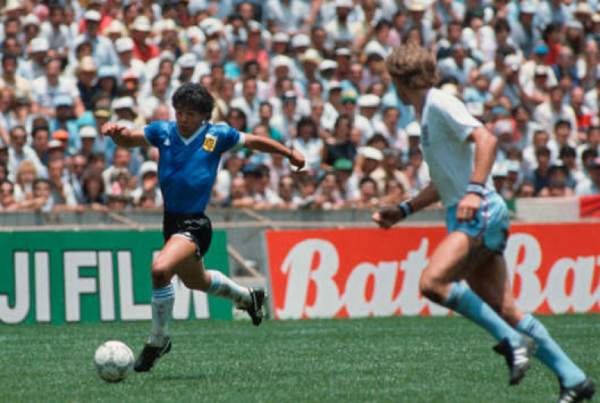 国外的体育解说确实不太一样,比如可以转行当总统