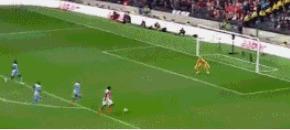 足球过人实用技巧小学生,c罗足球过人技巧教学大全