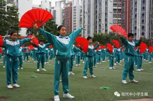 白云区小学大课间展示,白云七中大课间