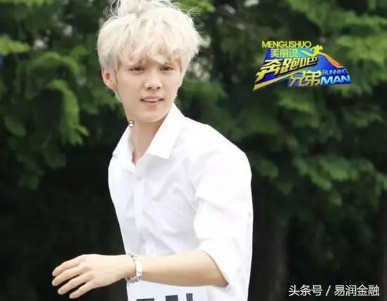 26岁少年成为亿万富翁的故事,17岁开始创业26岁就成亿万富豪