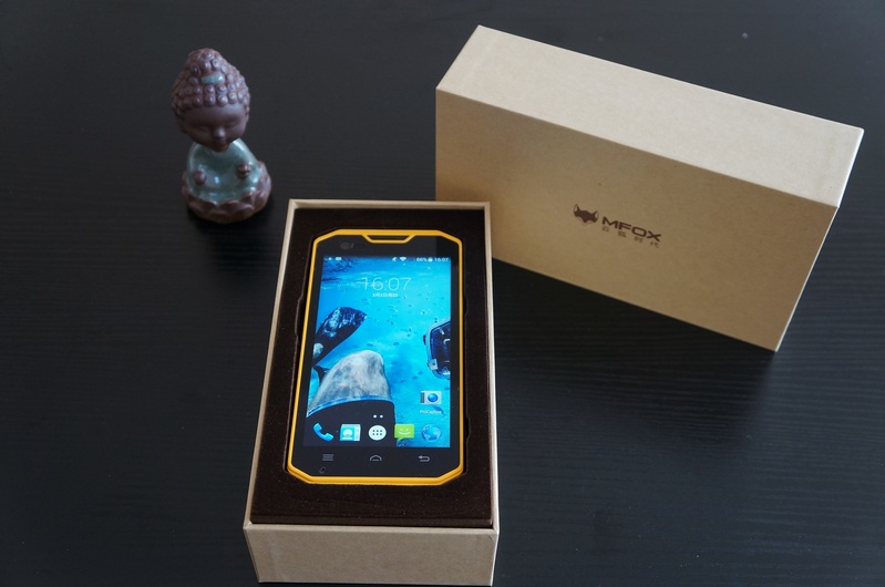 这货是雷神之锤?专业户外手机云狐大黄蜂(A7)体验