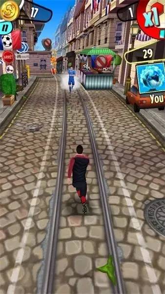 在游戏里面玩吃鸡是什么样的体验,游戏里c罗怎么样