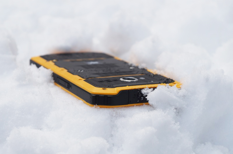 这货是雷神之锤？专业户外手机云狐大黄蜂（A7）体验