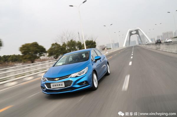 科鲁兹两厢自动挡,科鲁兹一键降但是不一键升