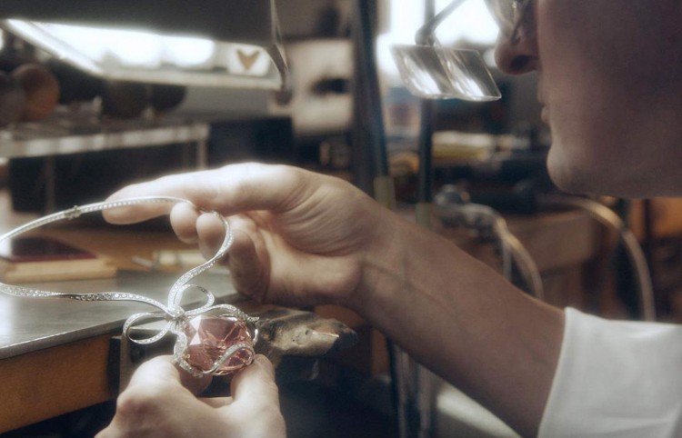 蒂芙尼摩根石视频,提到蒂芙尼你会想到什么