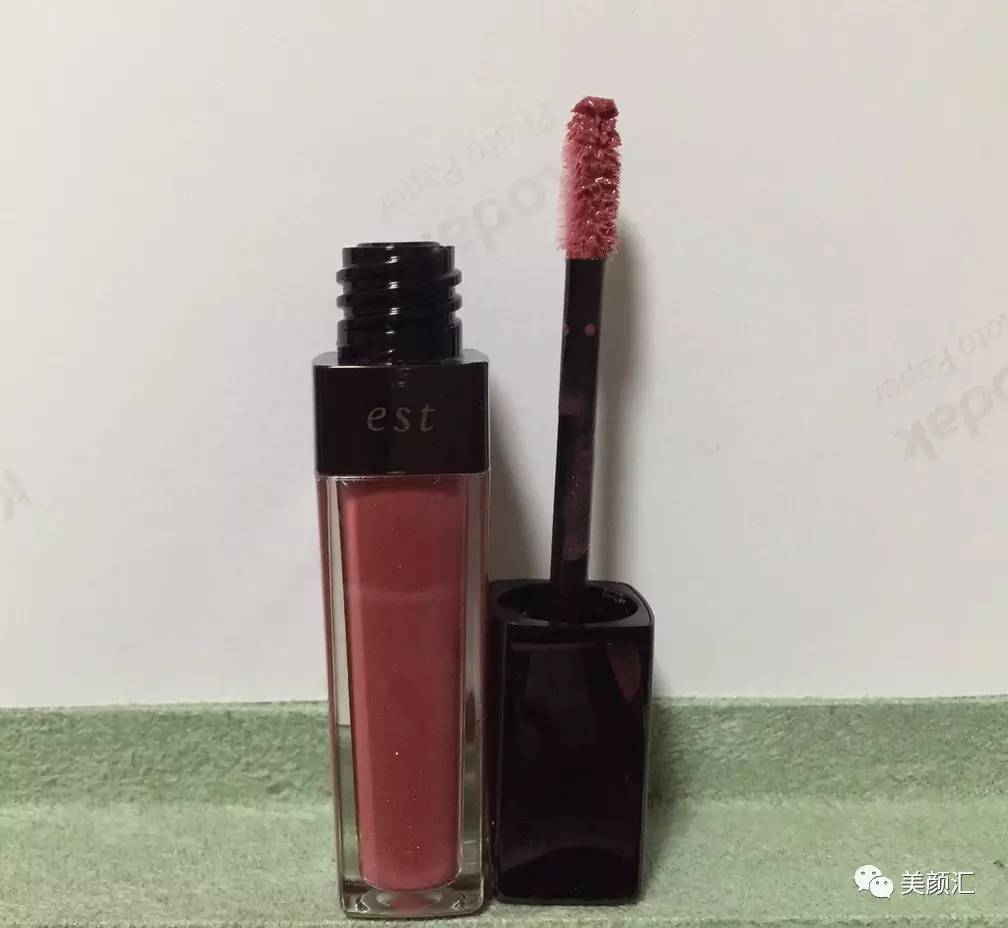 网红唇釉嘎许多,到底哪个好用?12款热门唇釉试用报告