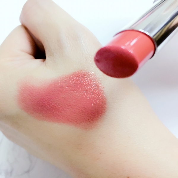 2017年开春唇膏大战便打得火热，试过各新品的美容编辑有话说