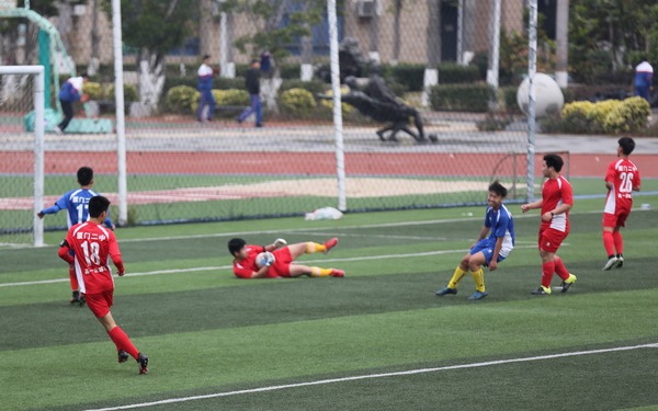 厦门二中和集美中学足球,厦门二中与北大合作