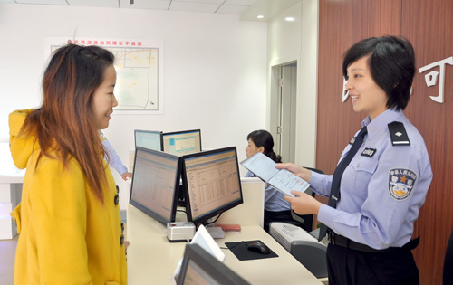 跟警脚步一起揭秘户籍民警的日常,公安警察知识视频讲解