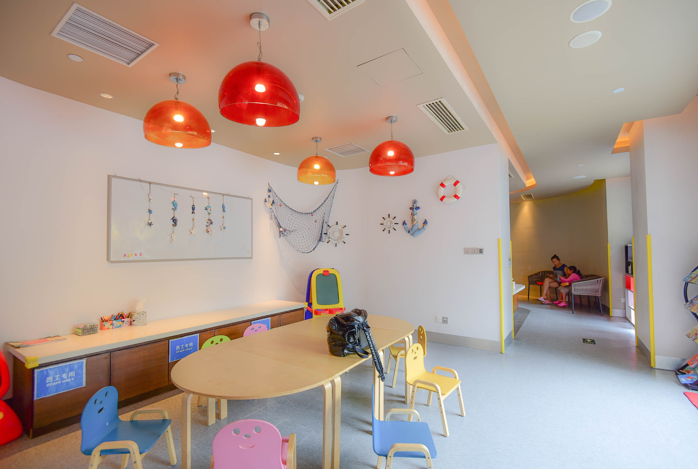 那片天空那片海这里的美人鱼不会游泳