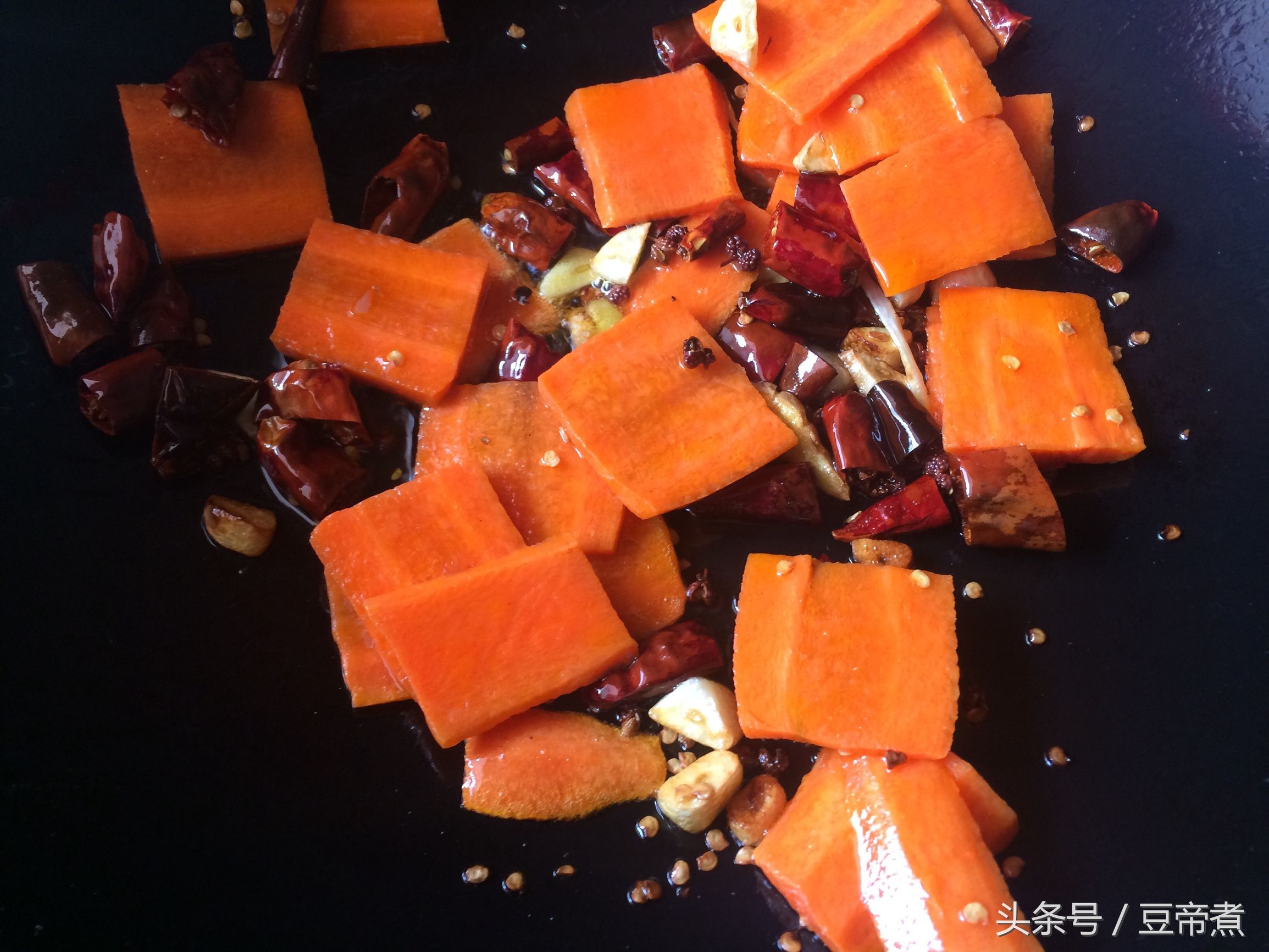 鱿鱼脚怎么做没味道,鱿鱼脚怎么炒好吃又嫩