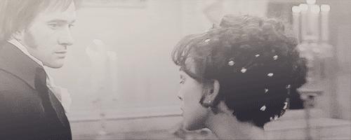 金钱树叶子发黄的原因和解决方法,金钱树叶子发黄原因及解决办法