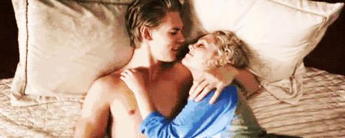 同样点蜡烛，为什么别人玩的是品味，你却只能叫玩火？