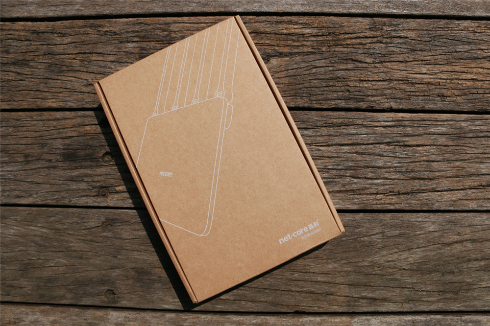 磊科智能路由器N1：全能插件穿墙小能手