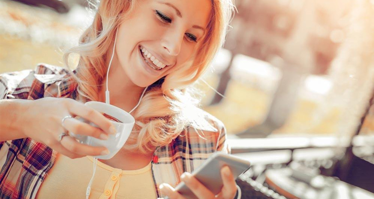 低头族听音福利，百元耳机也醉人！