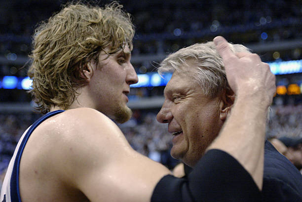 德克诺维茨基名人堂引荐人,德克诺维茨基三万分众人反应