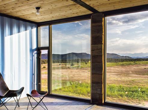 新加坡组屋“黄金梯”一夜爆红！居然只花了20新币就搞定？