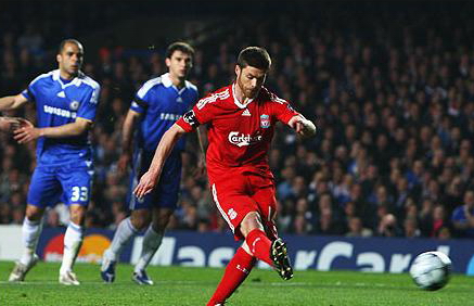 哈维阿隆索是全能型中场吗,哈维阿隆索中场的哪个位置