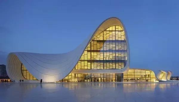 九个仰首的瞬间，太惊艳！我也就看了三四遍