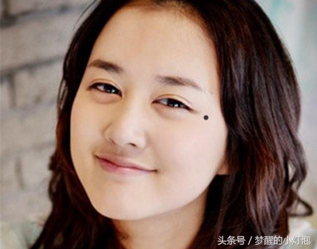 脸部哪个部位的痣影响婚姻,面部十二宫里的痣