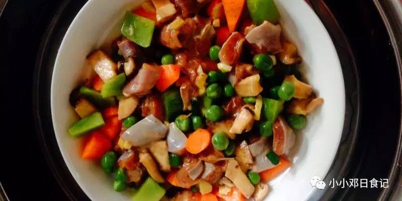 虾和水果一起吃喝牛奶能解毒吗,虾和水果同时吃砷中毒用什么解救