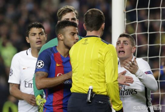裁判怒斥梅西,裁判斥责梅西