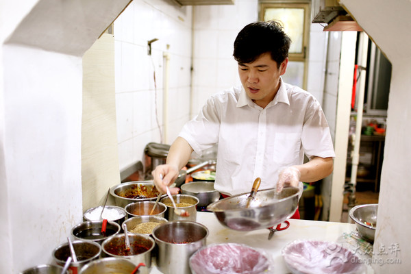 东北老式袋装麻辣拌,沈阳原味经典麻辣拌好吃吗