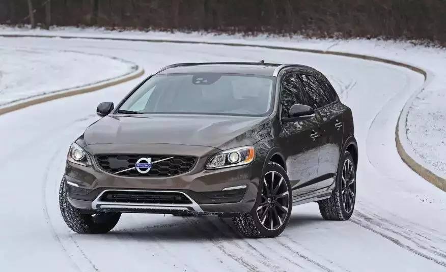 沃尔沃v602022款评测,沃尔沃v60最新款试驾视频