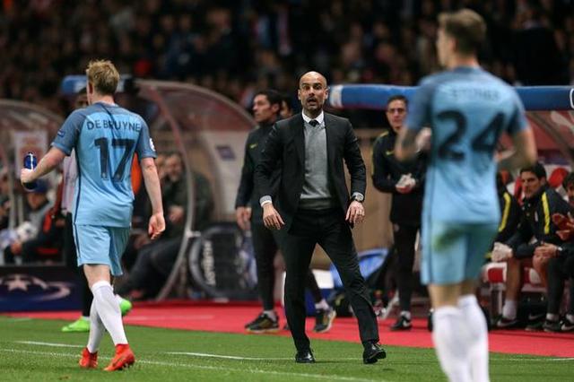 瓜迪奥拉谈梅西的伪9号战术,瓜帅希望梅西重返巴萨那不勒斯