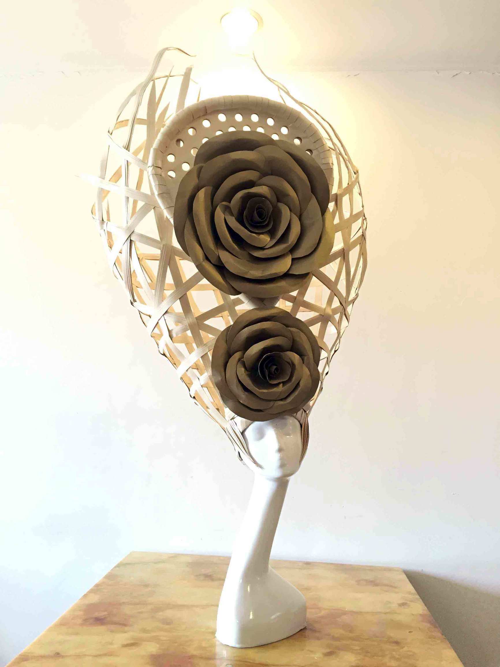 她“玩”纸六年，用纸艺让白龙重现广州聚龙古村