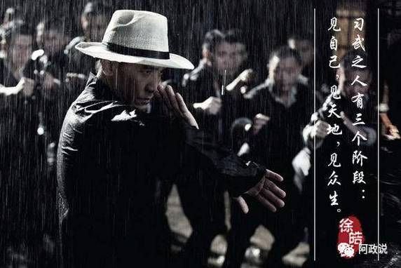 说起动漫中的大叔萝莉组合，我觉得这一对最让人泪奔