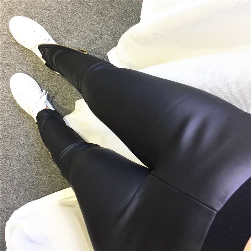 皮裤裙百搭气质深棕色,皮裤裙超级显瘦