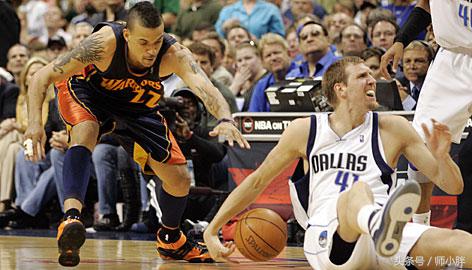 德克诺维茨基篮下脚步,德克诺维茨基打篮球视频