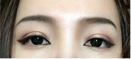 没鼻梁的鼻子怎么变挺,鼻子挺鼻梁高的应该怎么修容