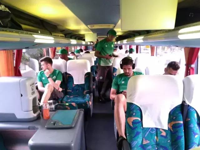 沙佩科恩斯新球员,沙佩科恩斯杯球衣