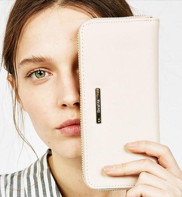 哪个品牌的奢侈品钱包款式好 (快时尚品牌钱包推荐)