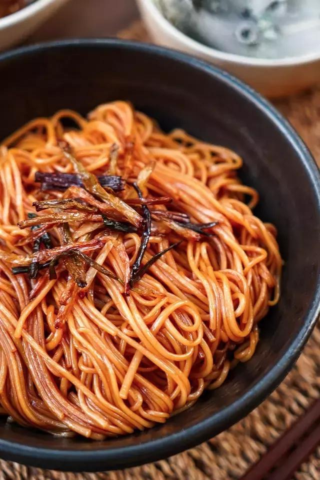 一招治好不吃葱的人，爱葱的慎点