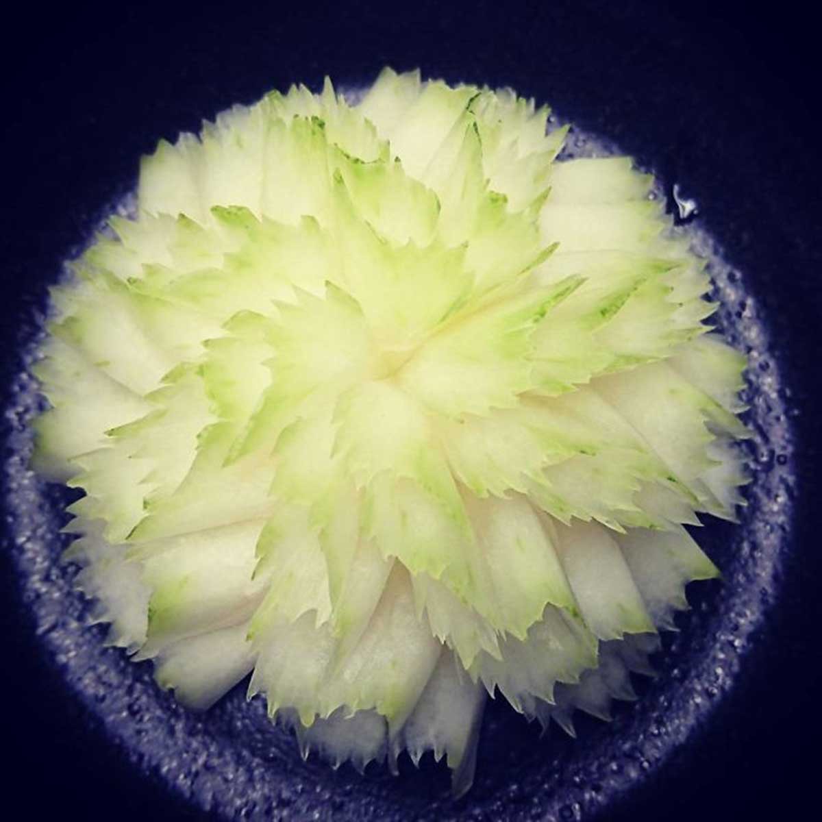 让你分不清真假的食物雕刻艺术猜猜这颗“桃”的真身？