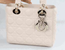 有情人相爱一辈子 (情人会真心相爱一辈子)