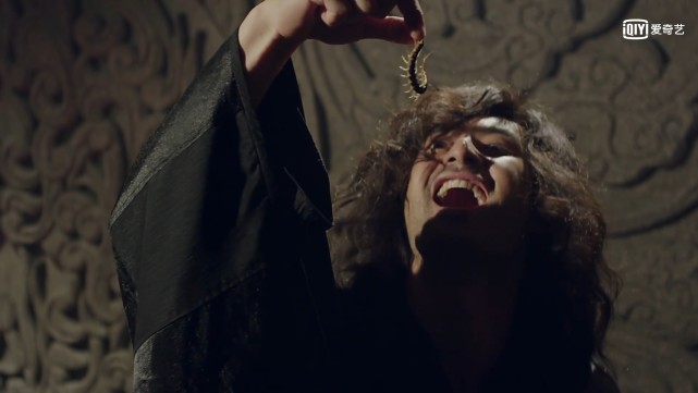 整容般演技和毁容式表演的区别,整容演技还是毁容演技