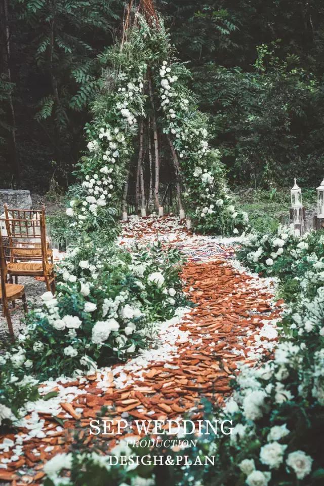 春天办婚礼，不来一场这样的浪漫，你的良心不会痛吗？